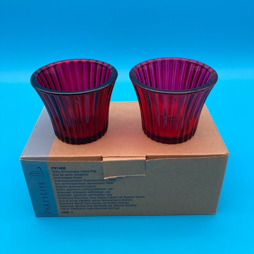 2013 Partylite Ruby Anniversary Votive Pair P91408